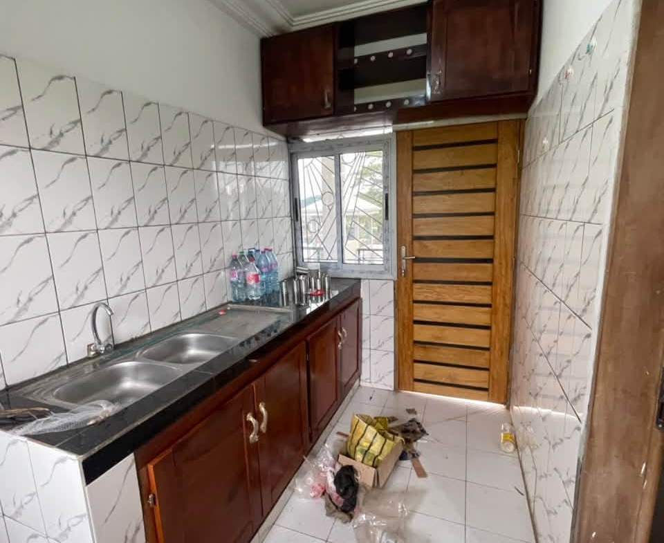Bel appartement moderne 2 chambres à louer à Nkoabang, Yaoundé