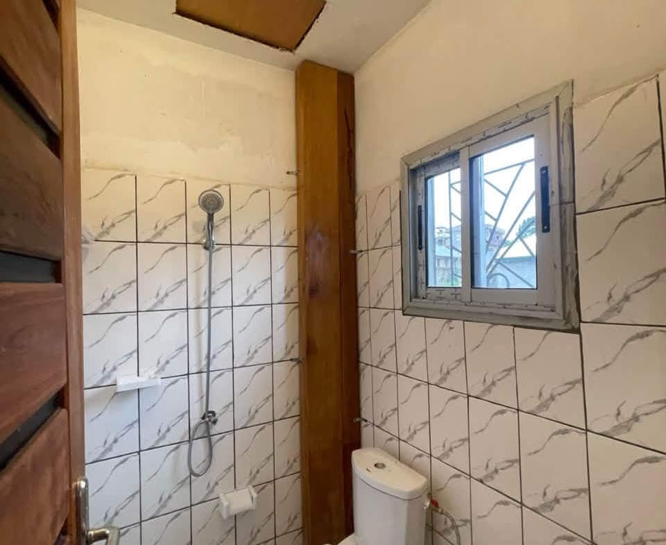 Bel appartement moderne 2 chambres à louer à Nkoabang, Yaoundé