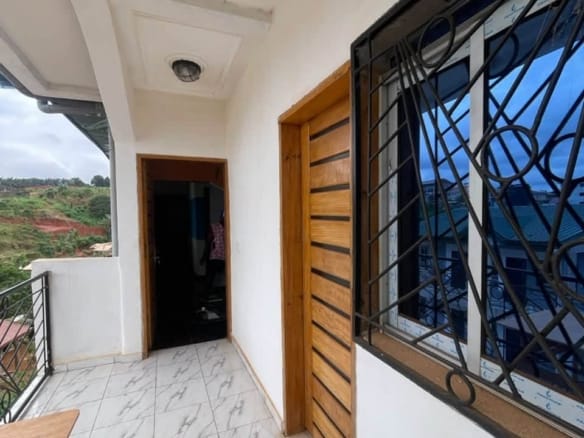 Bel appartement moderne 2 chambres à louer à Nkoabang, Yaoundé