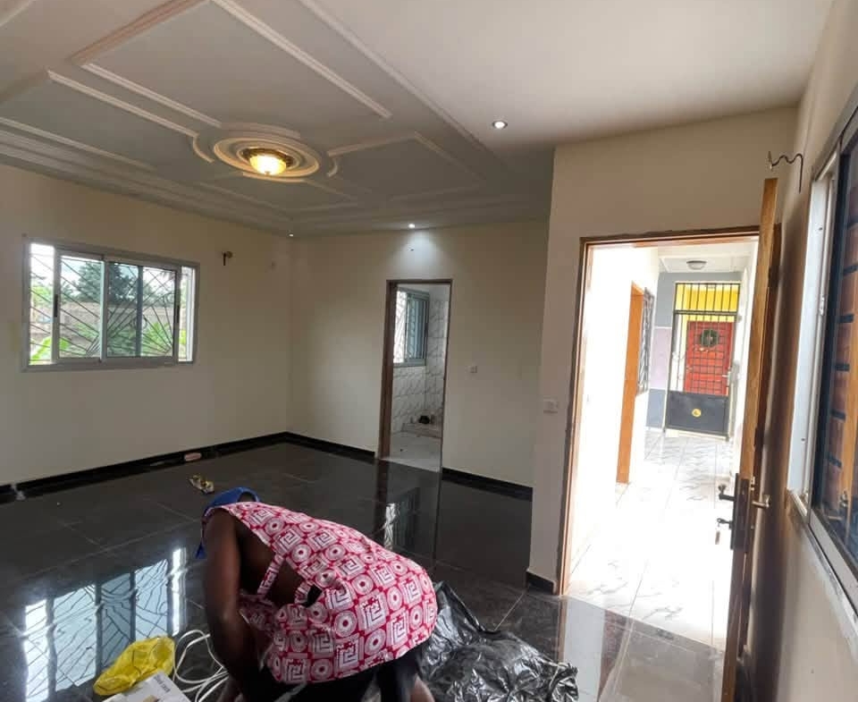 Bel appartement moderne 2 chambres à louer à Nkoabang, Yaoundé
