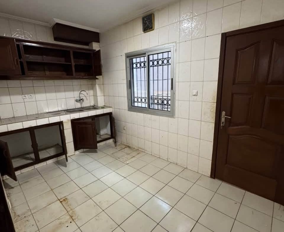 Appartement 2 chambres parking forage, Simbock Yaoundé