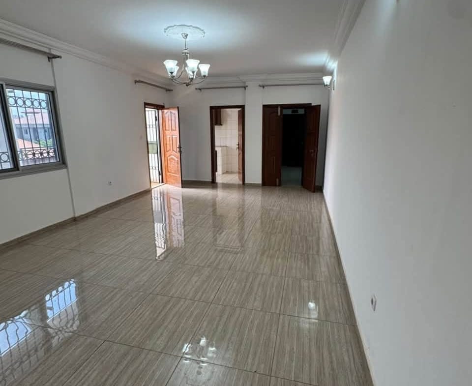 Appartement 2 chambres parking forage, Simbock Yaoundé