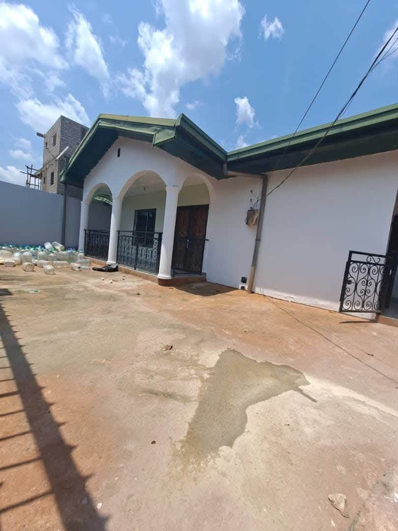 ASNN_villa_tsingav_030926_ext BELLE VILLA À LOUER À YAOUNDÉ TSINGA VILLAGE