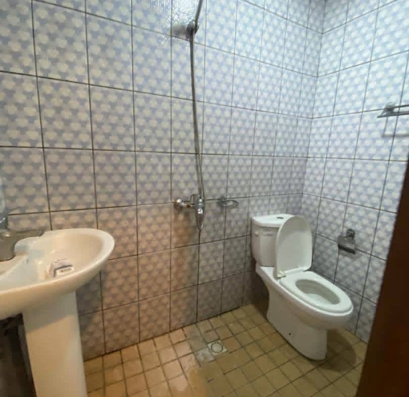 Appartement 2 chambres et parking à louer à Akwa