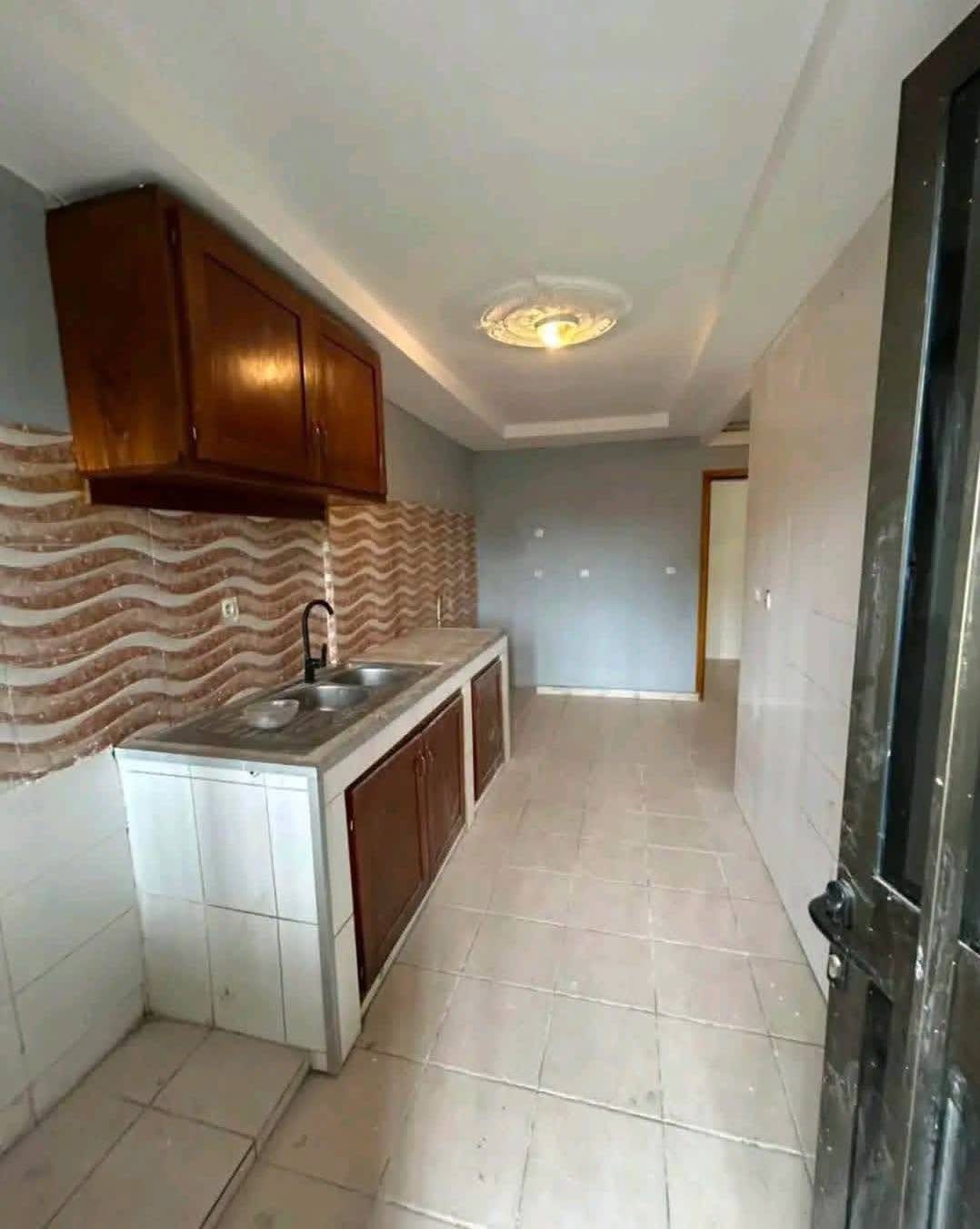 APPARTEMENT HAUT STANDING À LOUER À BONADIWOTO GRAND MALL
