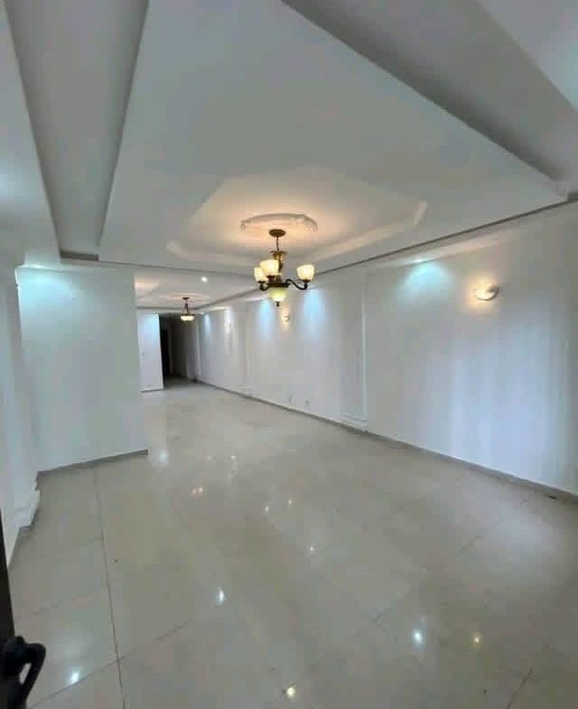 APPARTEMENT HAUT STANDING À LOUER À BONADIWOTO GRAND MALL