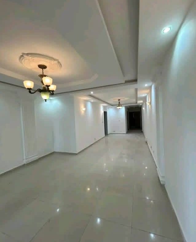 APPARTEMENT HAUT STANDING À LOUER À BONADIWOTO GRAND MALL