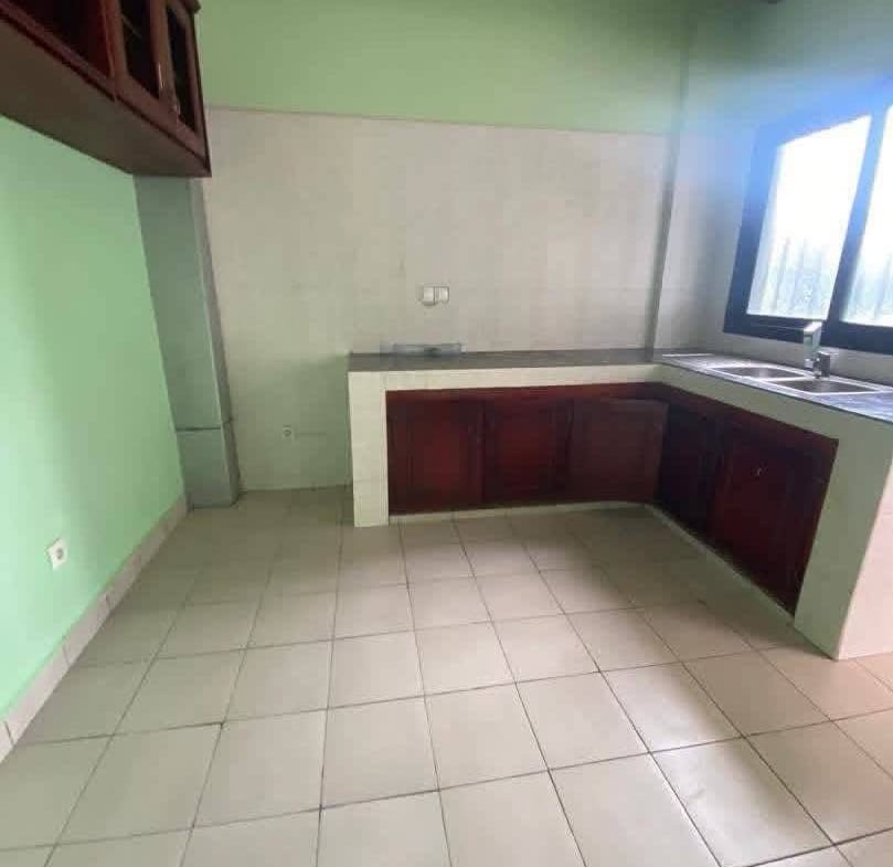Appartement spacieux et confortable situé à Bonapriso