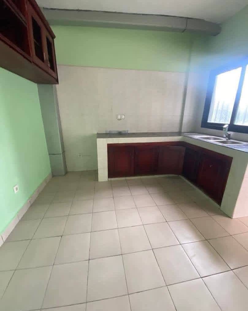 Appartement spacieux et confortable situé à Bonapriso