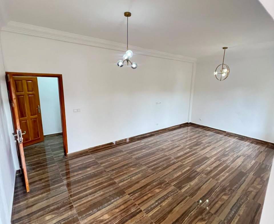 Appartement nouvellement construit à louer à Douala Kotto