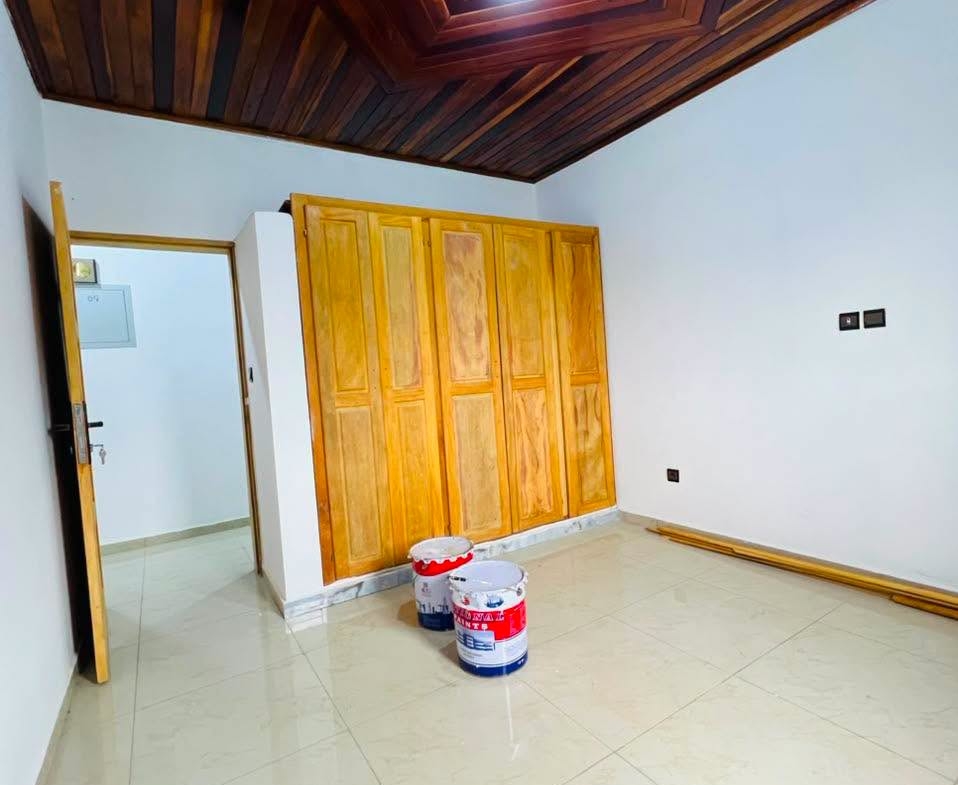 APPARTEMENT NEUF À LOUER LOGBESSOU IUC