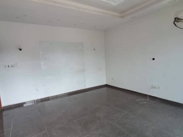 APPARTEMENT MODERNE À LOUER SHELL NEW BELL