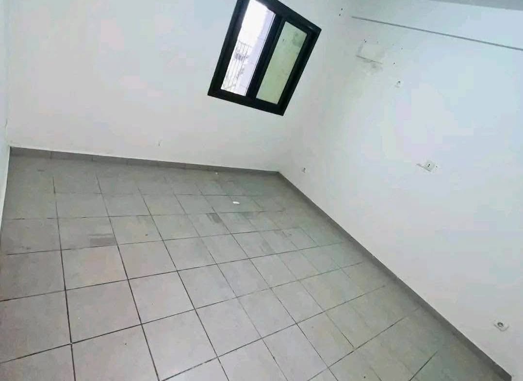 STUDIO HAUT STANDING À LOUER À BALI DOUALA