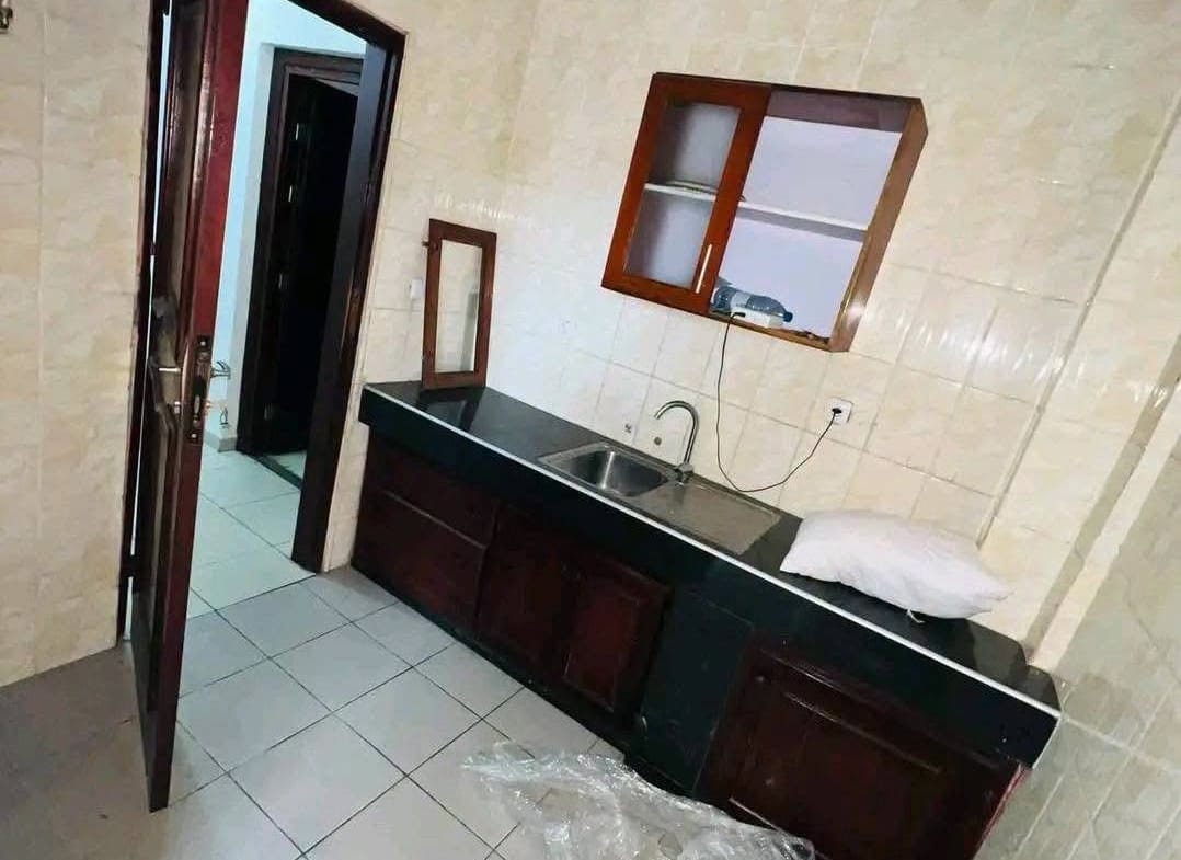 STUDIO HAUT STANDING À LOUER À BALI DOUALA