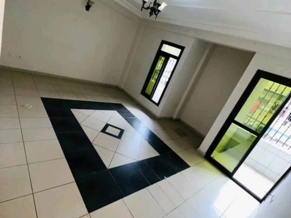STUDIO HAUT STANDING À LOUER À BALI DOUALA
