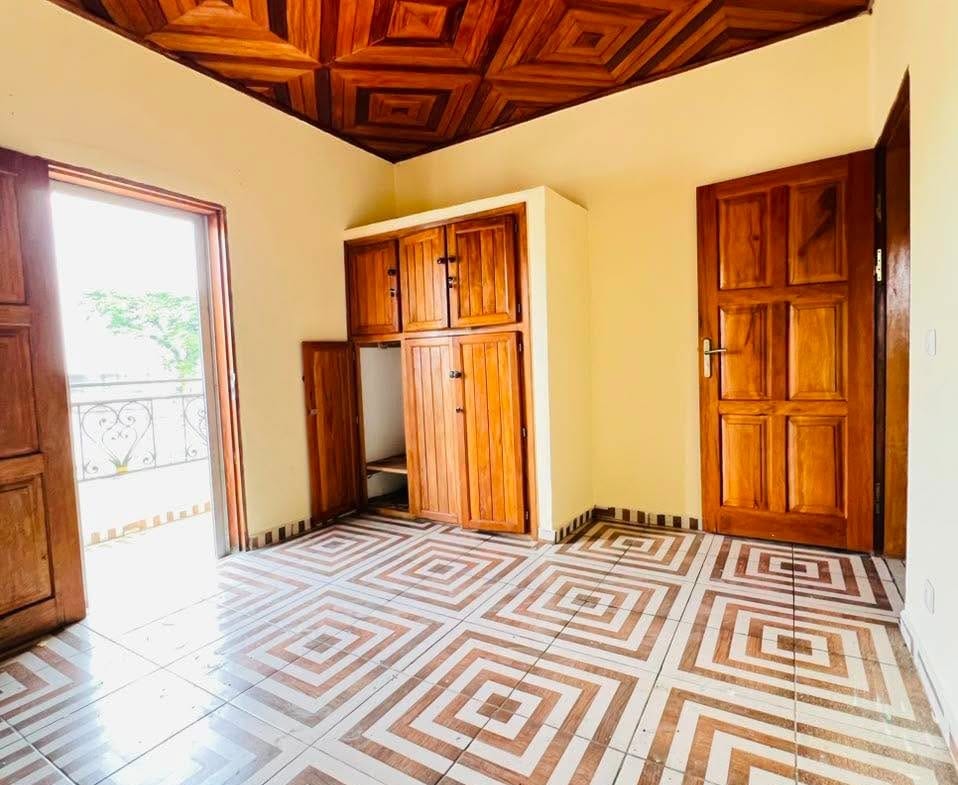 STUDIO SPACIEUX À LOUER À NDOGBONG, DOUALA