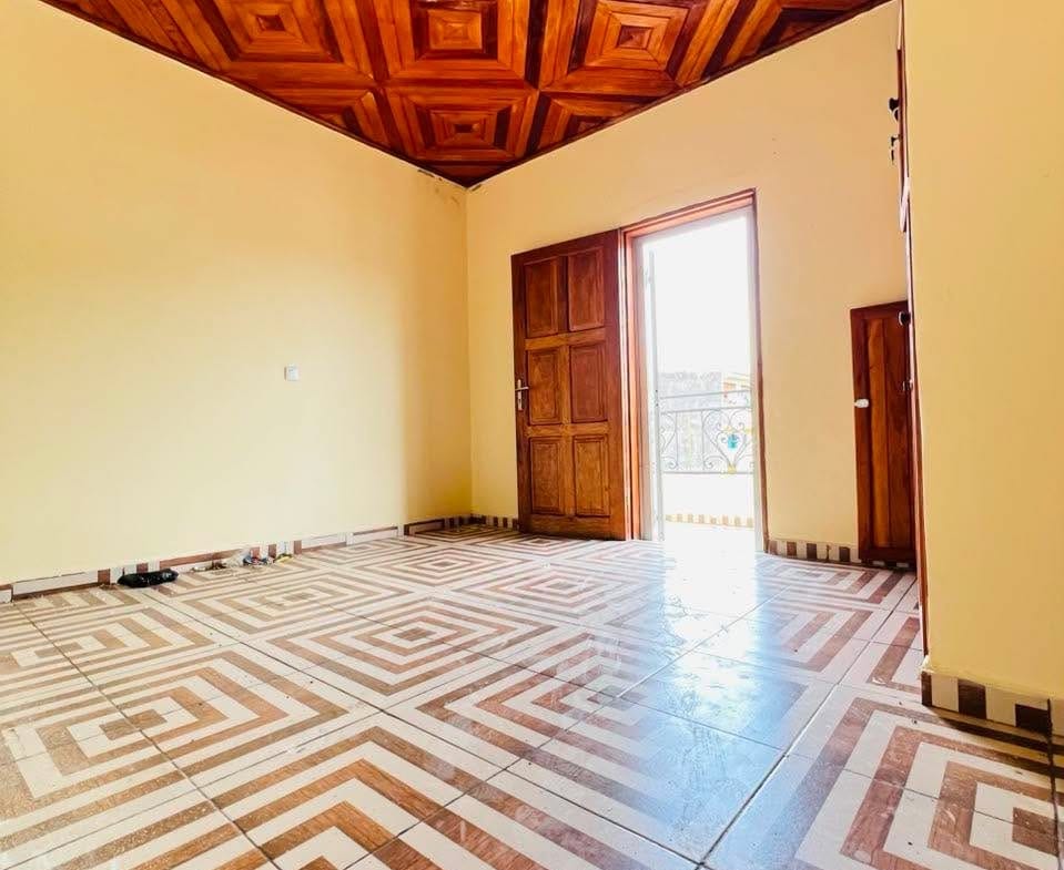 STUDIO SPACIEUX À LOUER À NDOGBONG, DOUALA