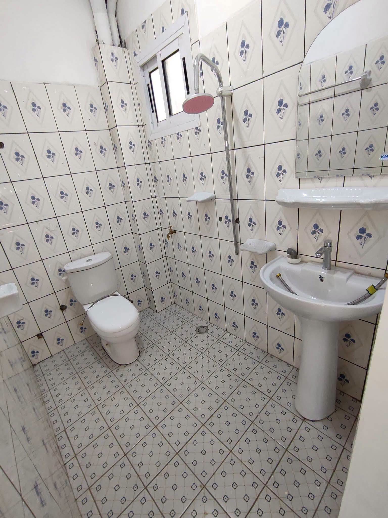 Superbe studio moderne à Simbock Eloumdem, Yaoundé