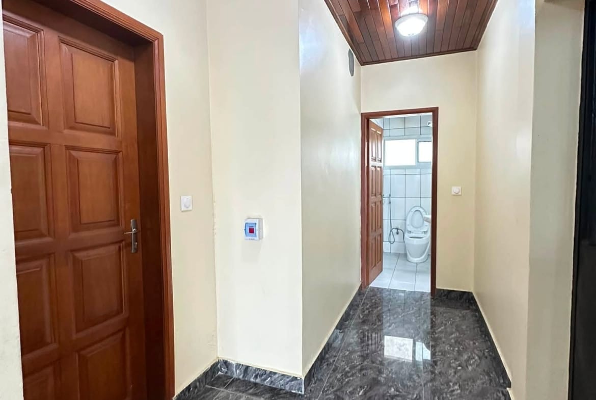 Appartement 3 chambres avec clim, Douala Yassa