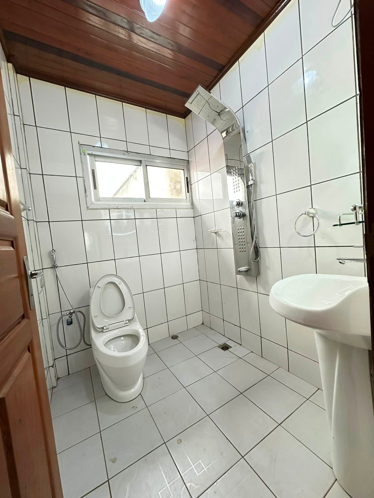 Appartement 3 chambres avec clim, Douala Yassa