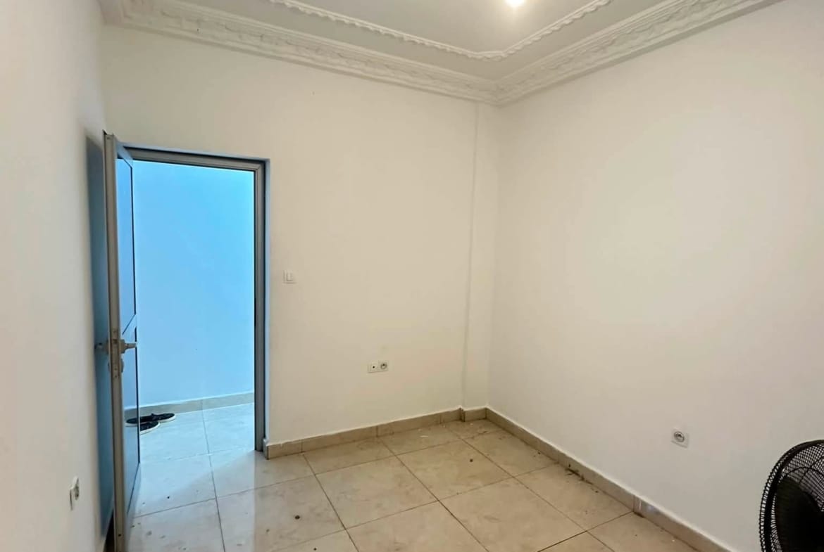 Beau studio climatisé à Douala Yassa 70000fcfa
