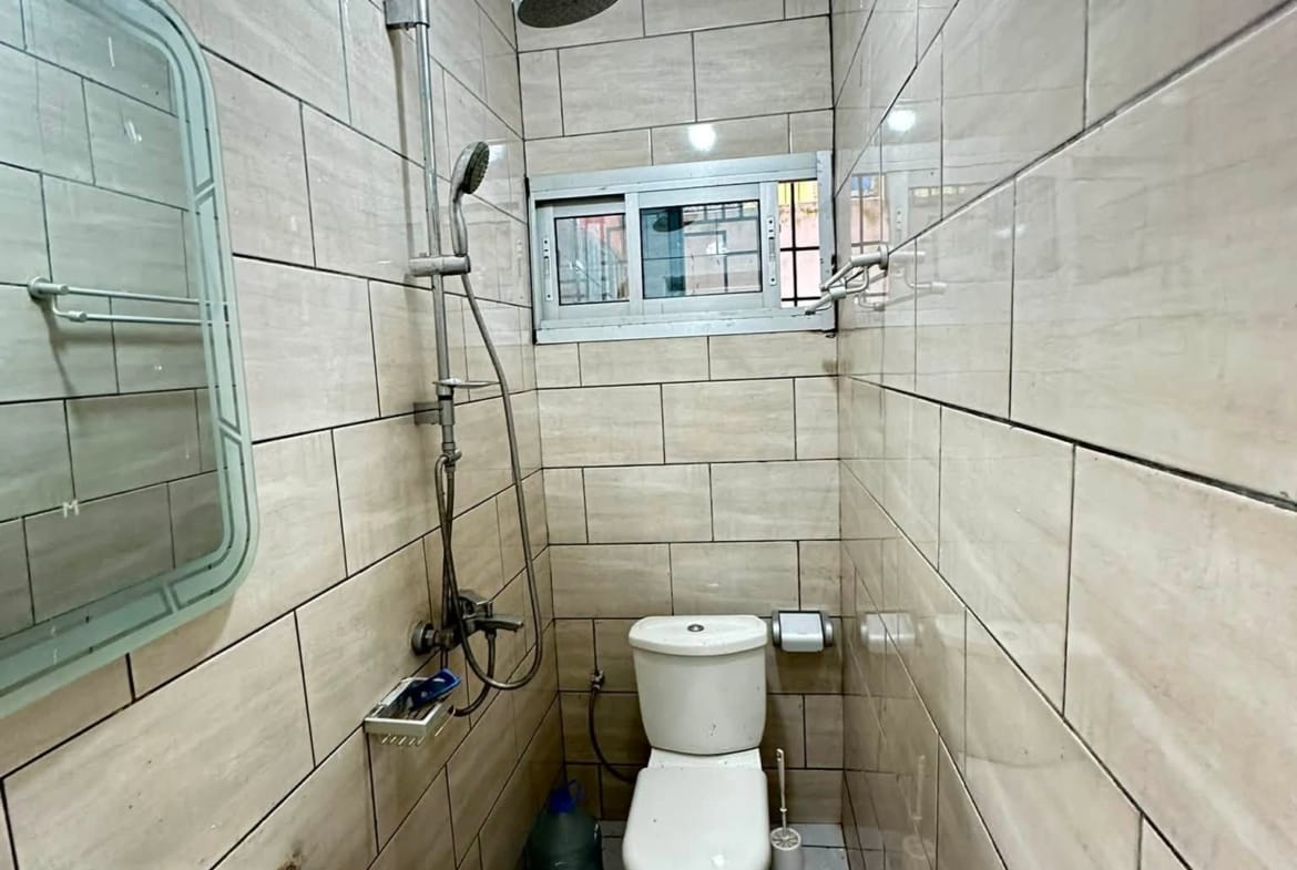 Beau studio climatisé à Douala Yassa 70000fcfa
