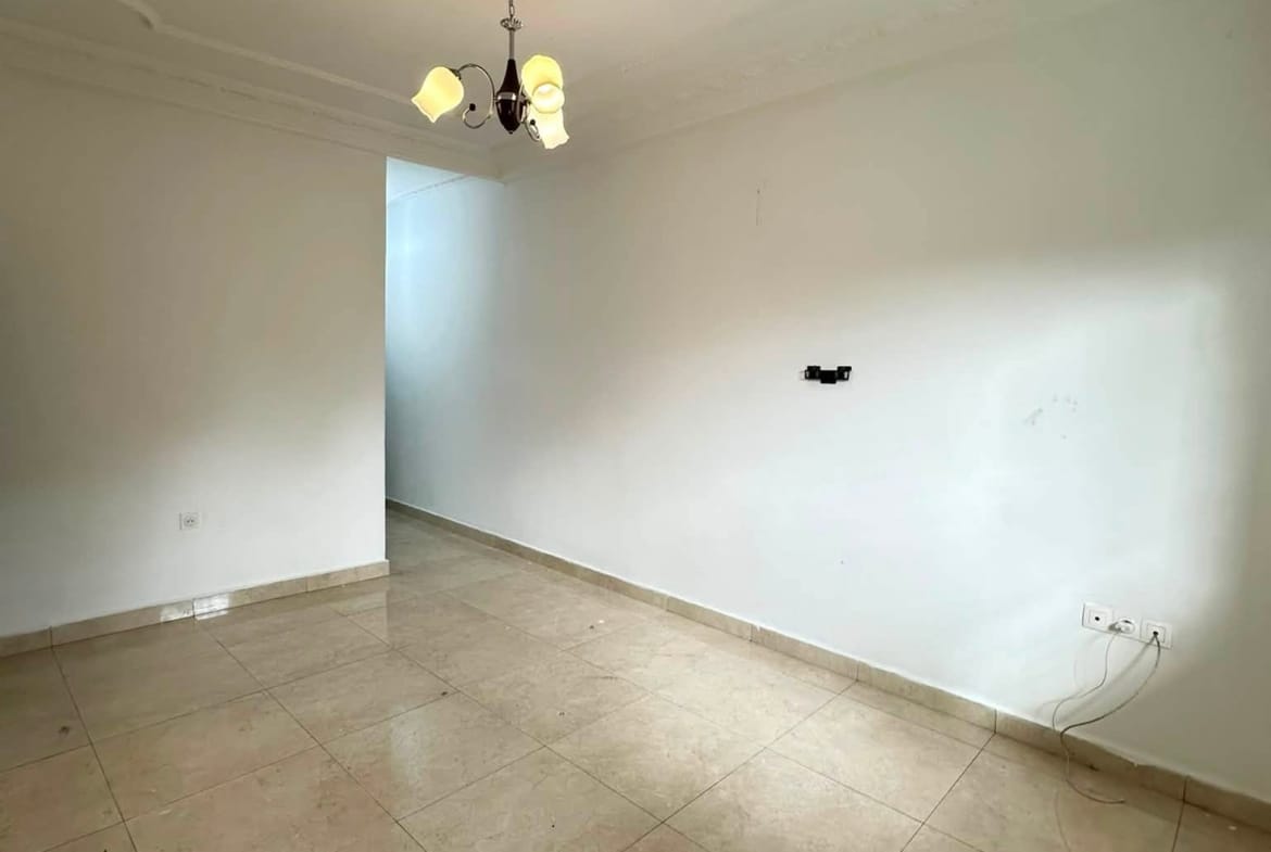 Beau studio climatisé à Douala Yassa 70000fcfa