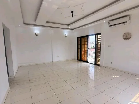 Appartement haut standing 2 chambres à louer à Yaoundé Nkolfoulou