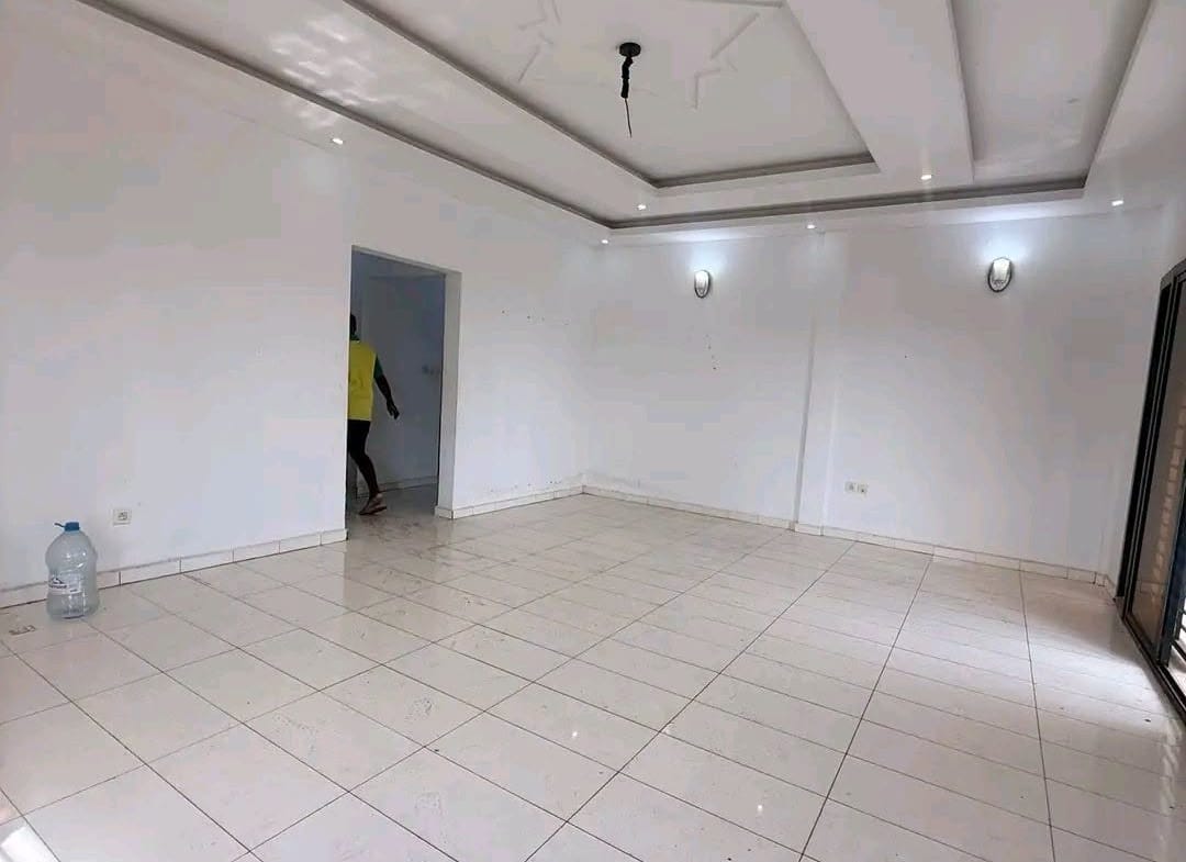 Appartement haut standing 2 chambres à louer à Yaoundé Nkolfoulou