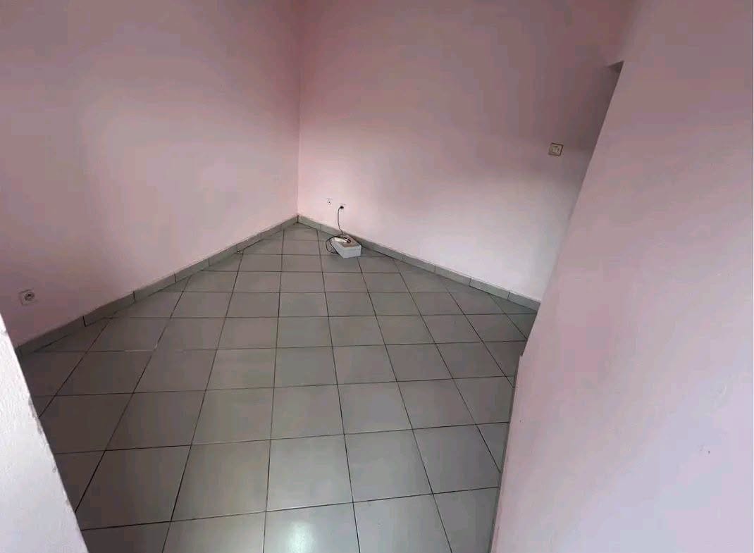 Studio moderne à louer à Ngousso Yaoundé 50000fcfa