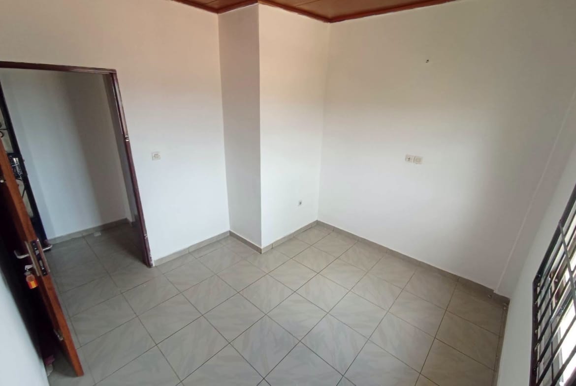Superbe appartement sécurisé à louer à Yaoundé Anguissa