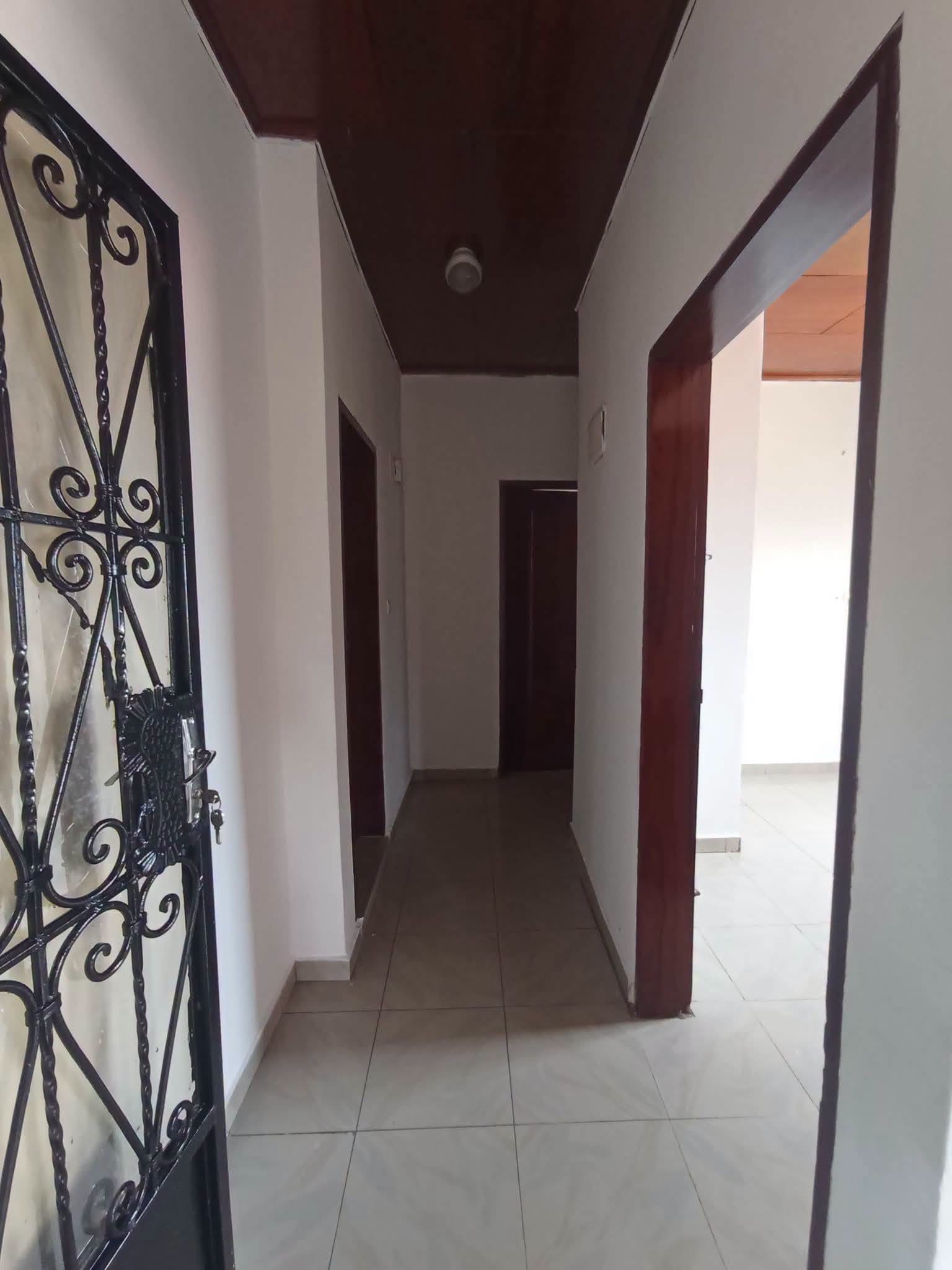 Superbe appartement sécurisé à louer à Yaoundé Anguissa