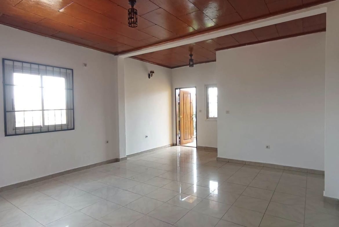 Superbe appartement sécurisé à louer à Yaoundé Anguissa