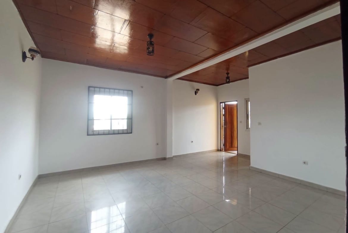 Superbe appartement sécurisé à louer à Yaoundé Anguissa