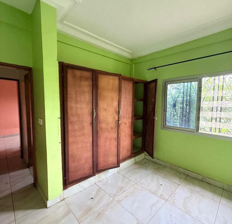 Appartement haut standing 3 chambres à louer à Fougerolles, Yaoundé