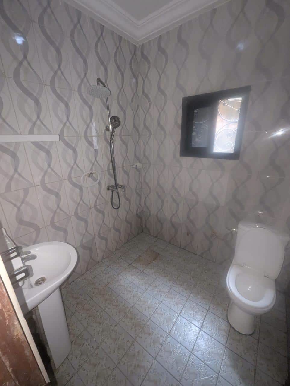 Bel appartement moderne à louer à Yaoundé Kondengui