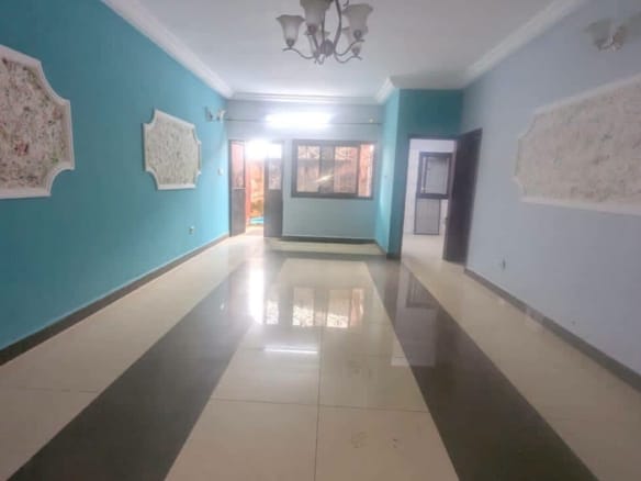 Bel appartement moderne à louer à Yaoundé Kondengui