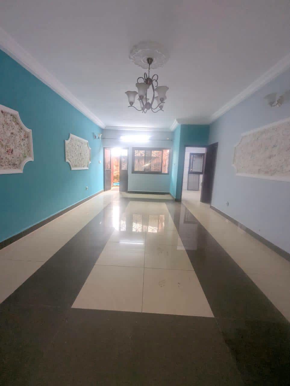 40740- Bel appartement moderne à louer à Yaoundé Kondengui