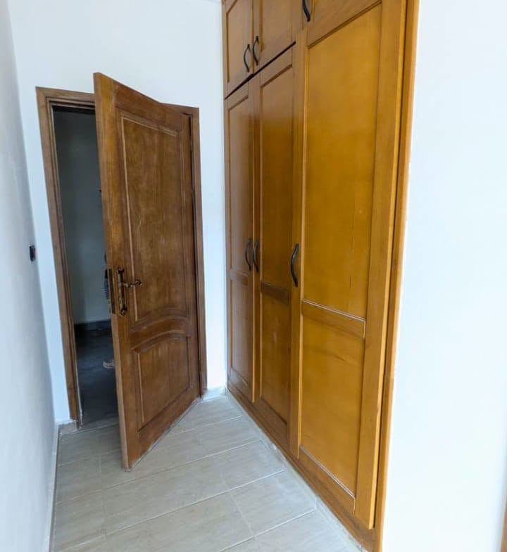 Superbe appartement neuf 3 chambres à Nyom, Yaoundé