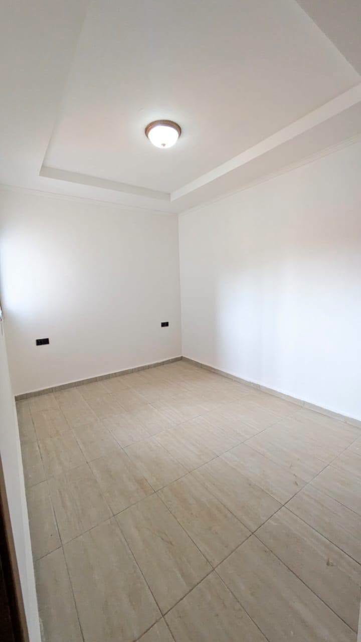 Superbe appartement neuf 3 chambres à Nyom, Yaoundé