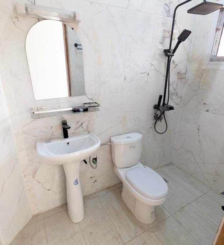 Superbe appartement neuf 3 chambres à Nyom, Yaoundé