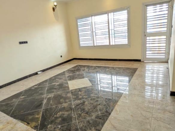 Superbe appartement neuf 3 chambres à Nyom, Yaoundé