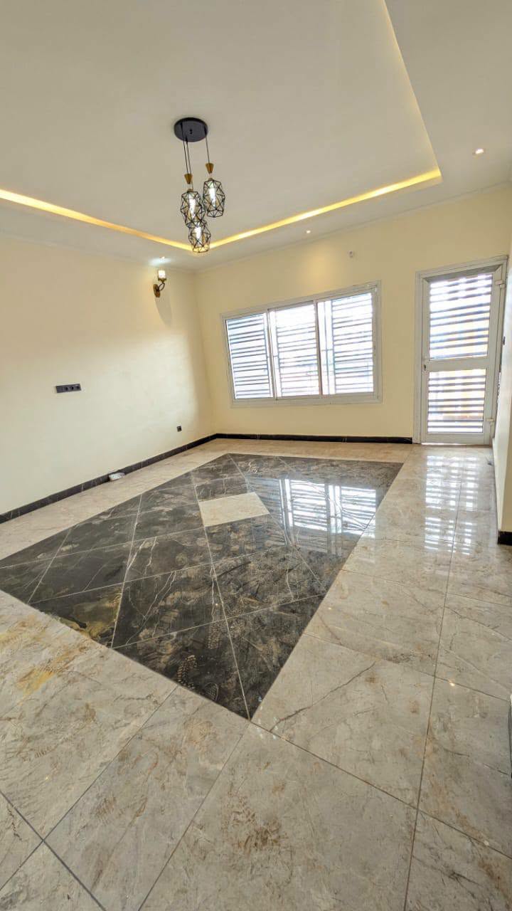 45055- Superbe appartement neuf 3 chambres à Nyom, Yaoundé