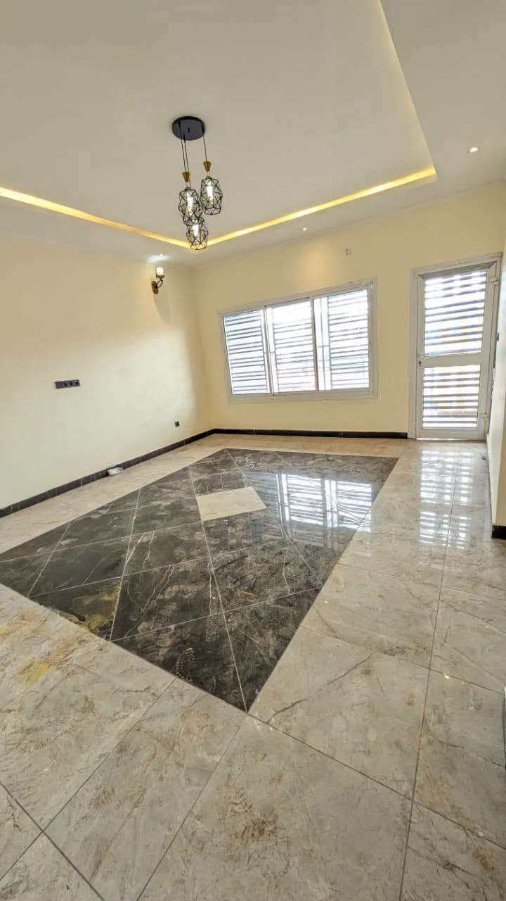 45140- Superbe appartement neuf 3 chambres à Nyom, Yaoundé