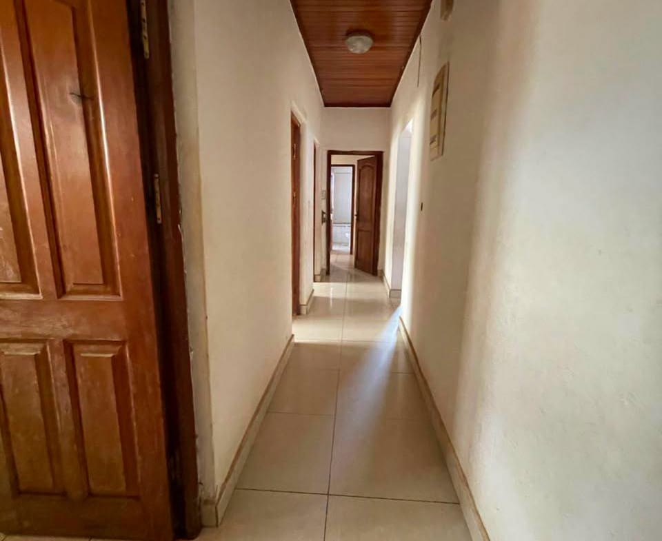 Grand appartement moderne 3 chambres à louer à Yaoundé Omnisport