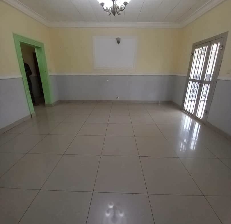 Appartement 2 chambres à louer à Yaoundé Omnisports 230000 fcfa