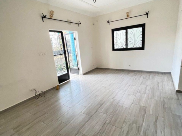 APPARTEMENT À LOUER À YAOUNDÉ SANTA BARBARA 270000 FCFA/MOIS