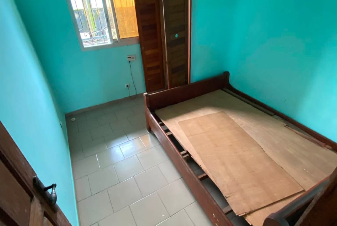 APPARTEMENT MODERNE DOUALA LOGBABA 80000Fcfa