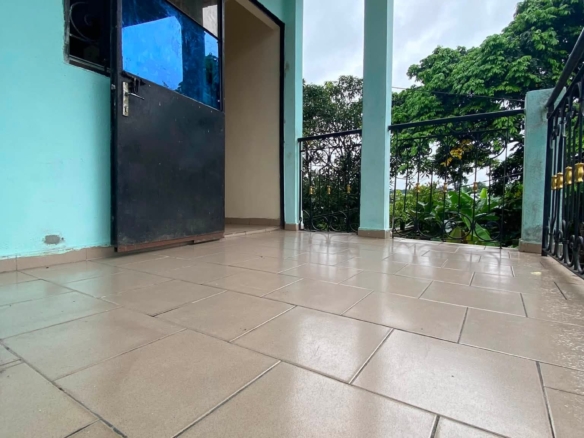 APPARTEMENT MODERNE DOUALA LOGBABA 80000Fcfa