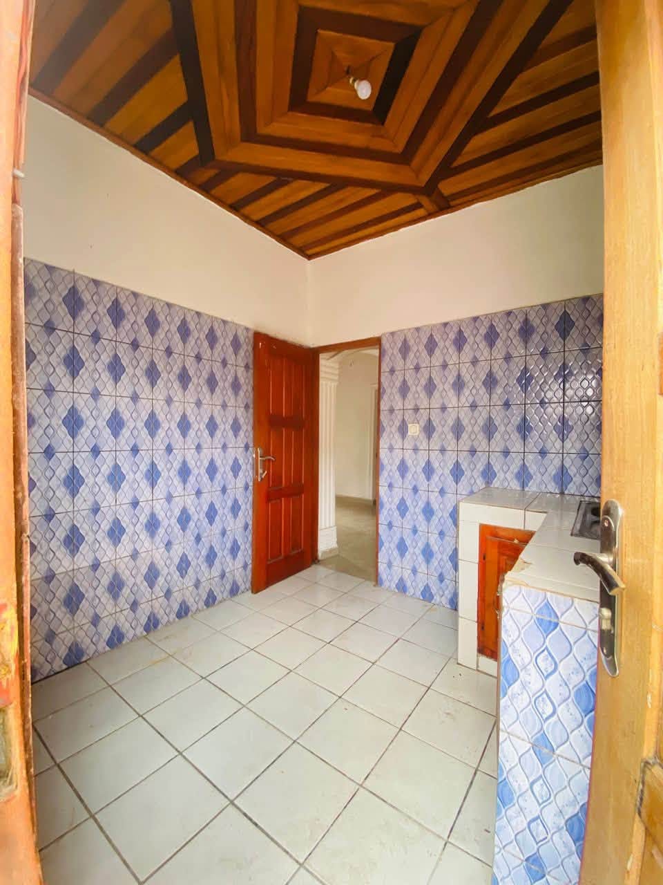APPARTEMENT MODERNE BONAMOUSSADI 170000 Fcfa